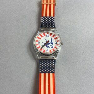 Vintage Watch Wristwatch Statue of Liberty American Flag Retro New York